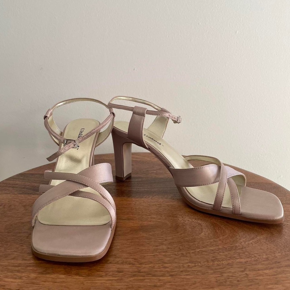 Y2K Tan Strap Heel brand “Unlisted” Size 10